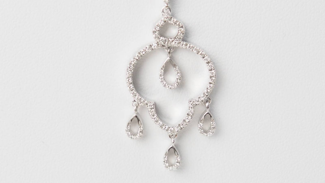 Collier en or blanc et diamants