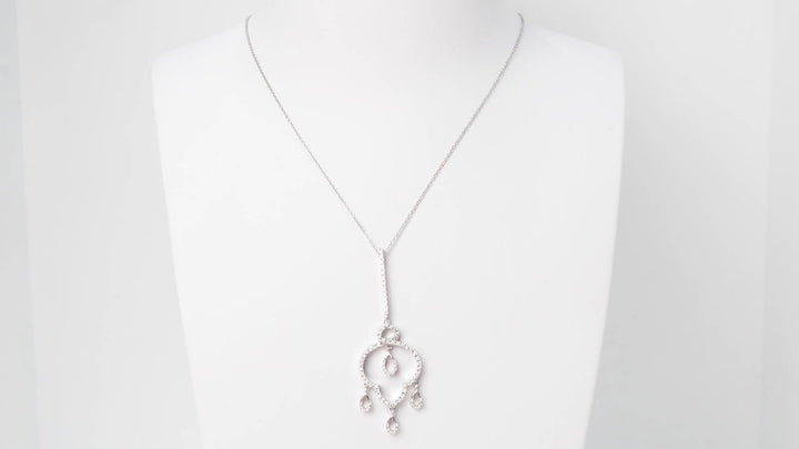Collier en or blanc et diamants 