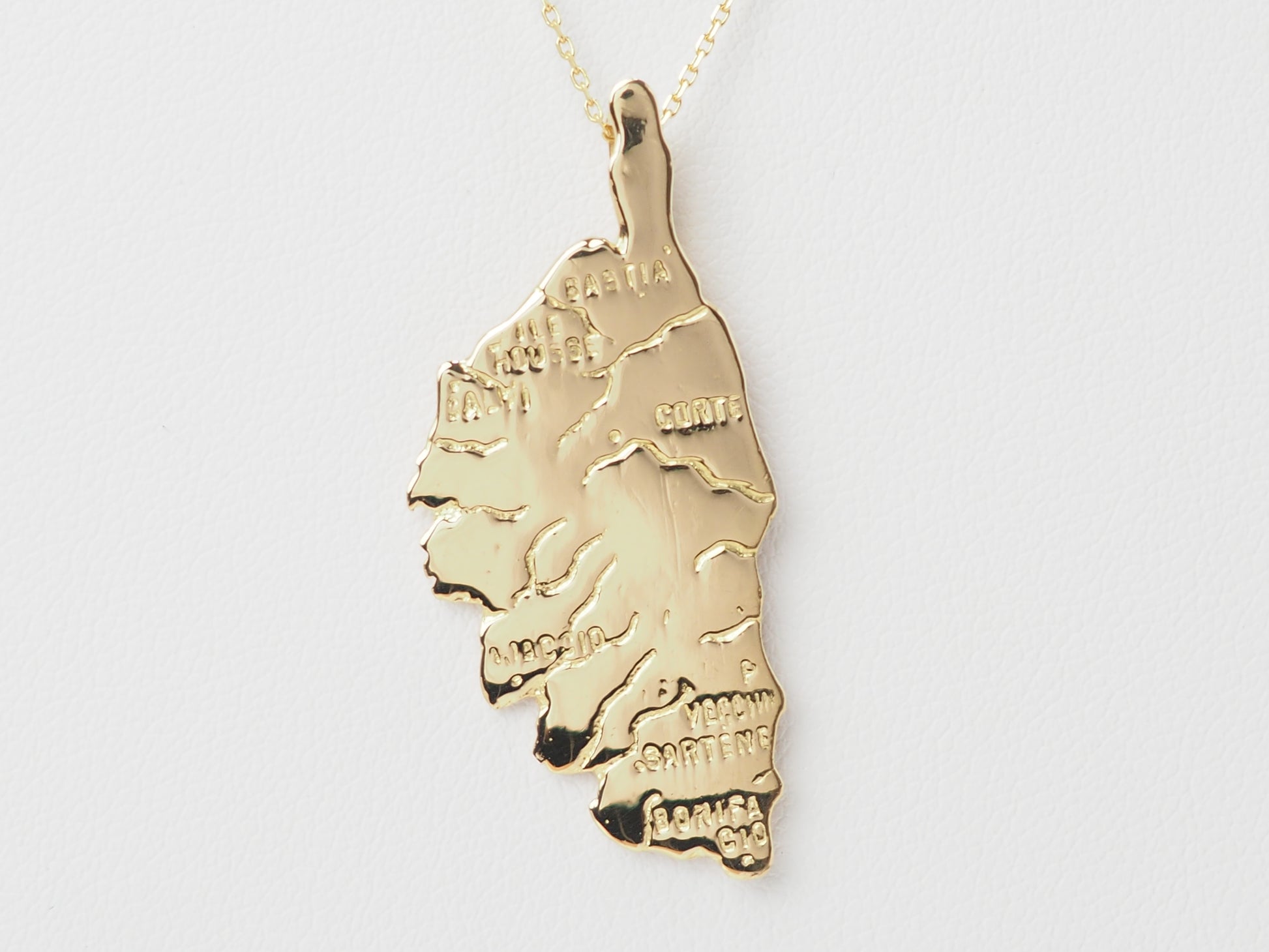 pendentif Corse en or jaune d'occasion