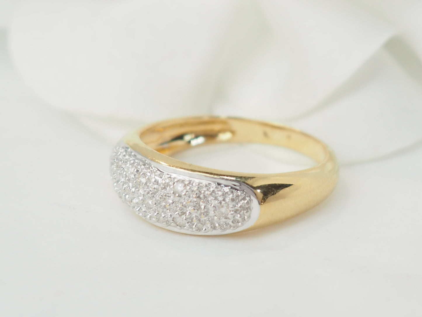 Bague jonc en or bicolore et diamants
