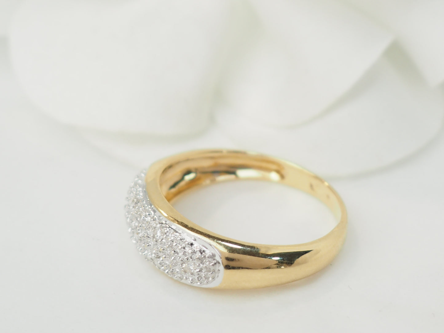 Bague jonc en or bicolore et diamants