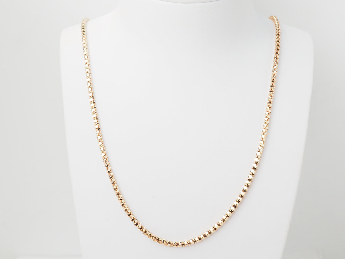 Collier en or rose, maille venitienne ronde