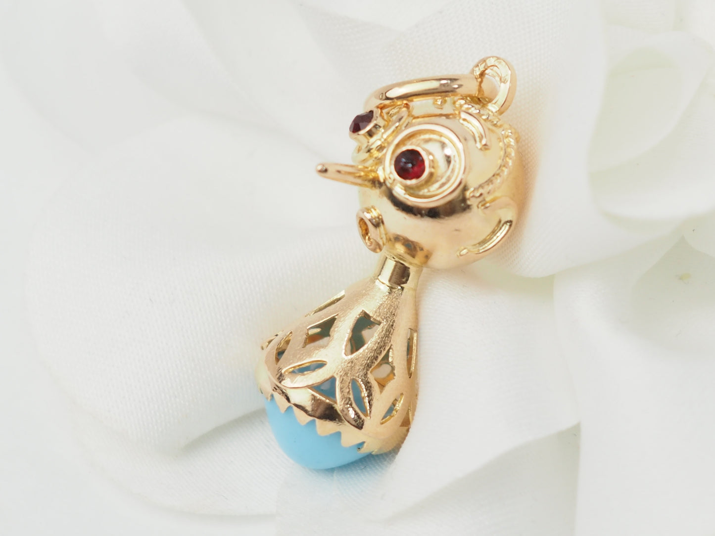 Pendentif breloque figurine en or jaune