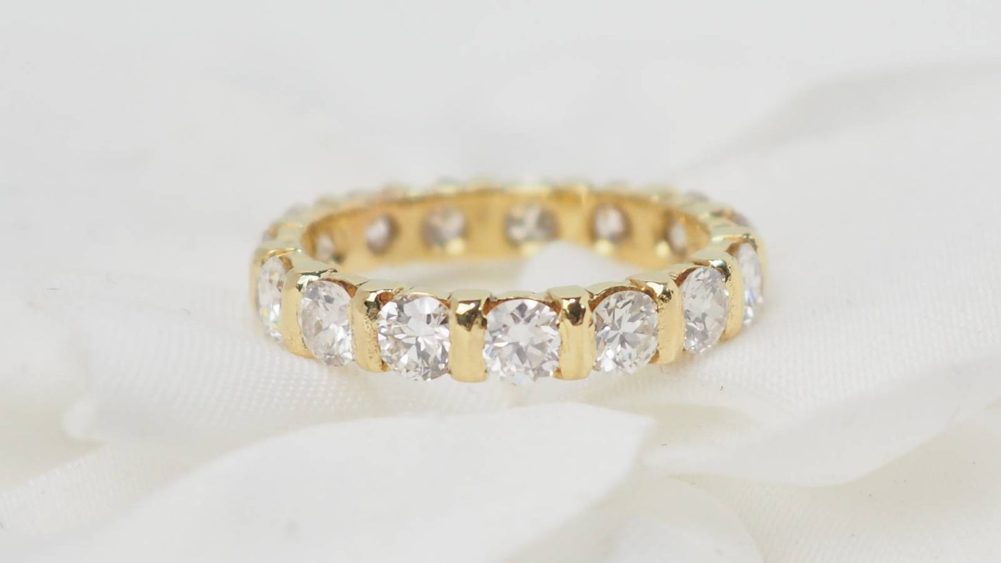 Alliance américaine en or jaune et diamants