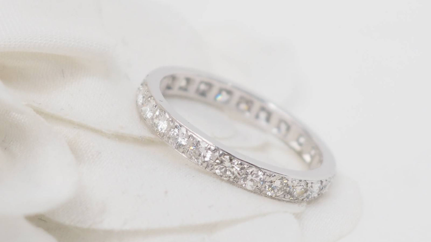 Alliance américaine en or blanc et diamants 0,90ct