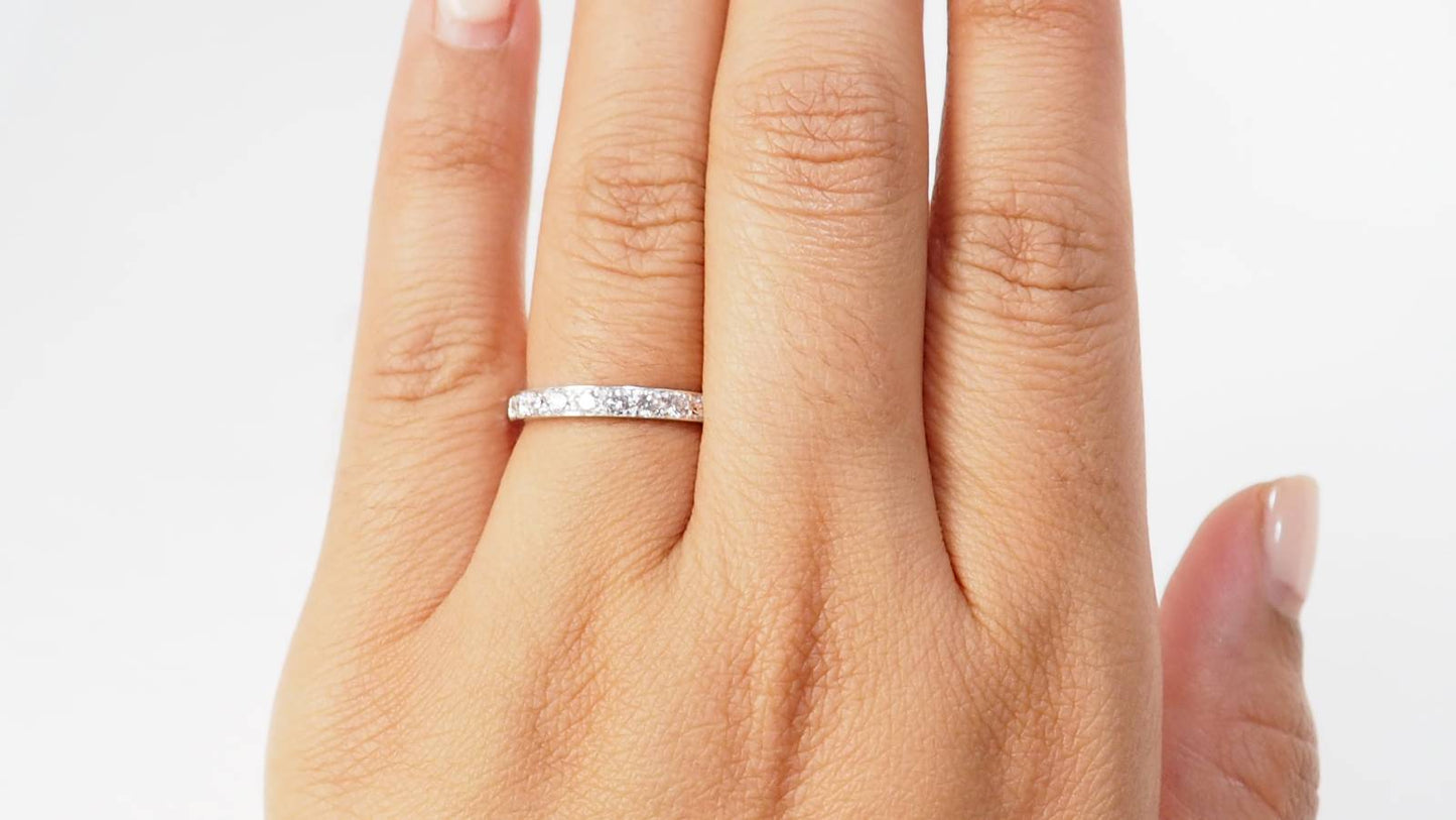 Alliance américaine en or blanc et diamants 0,90ct