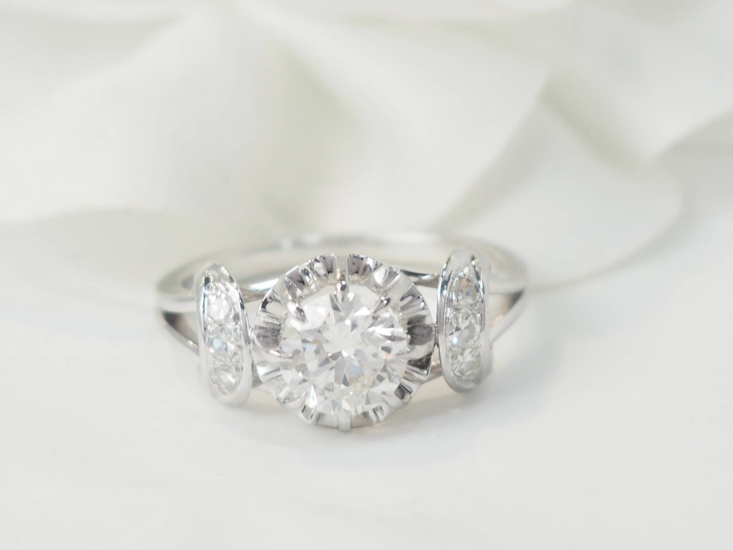 Bague solitaire en or blanc platine et diamant 1,20ct