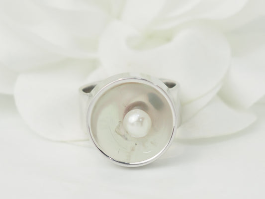 Bague Dinh Van vintage  en or blanc et perle de culture