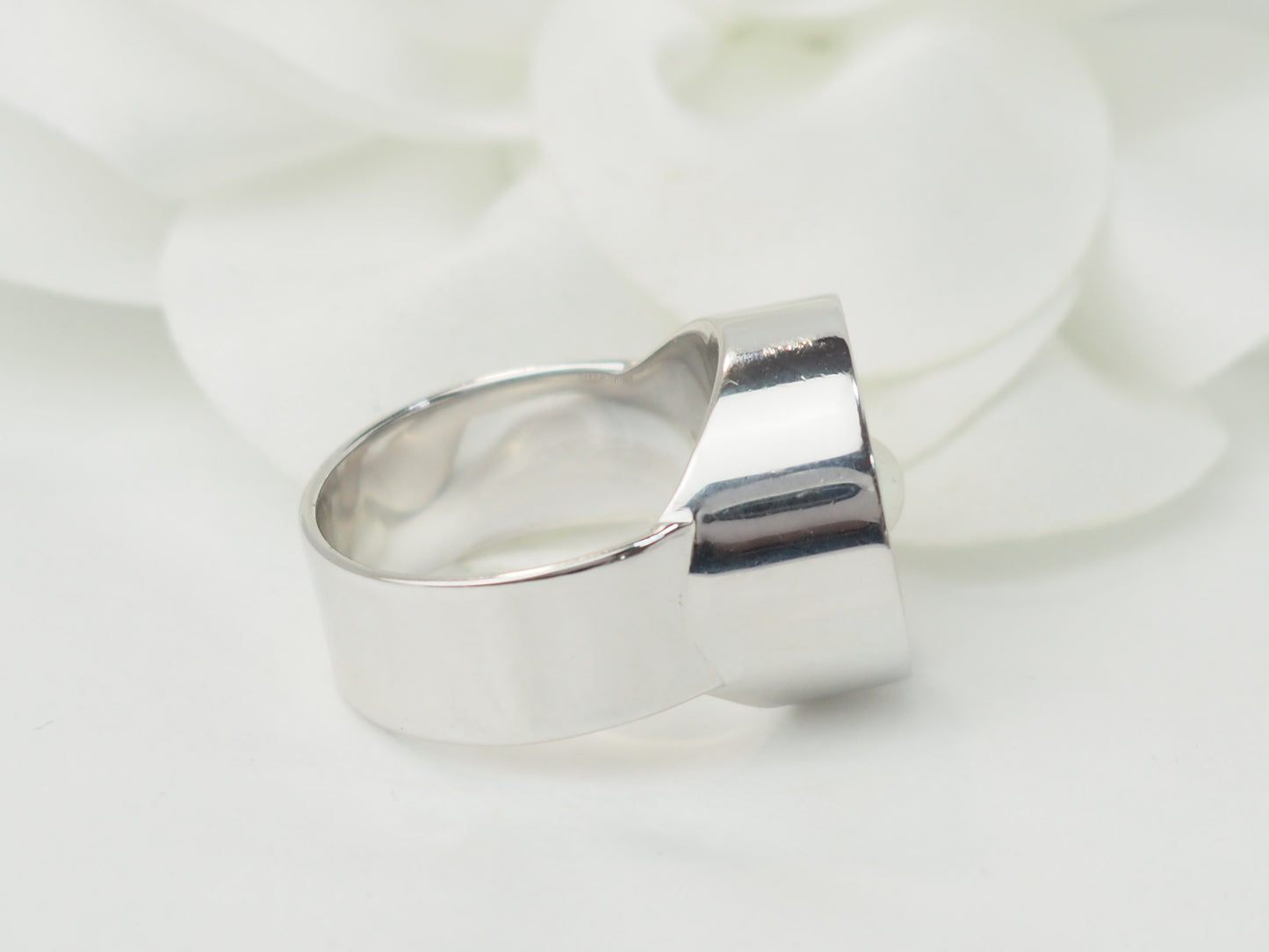 Bague Dinh Van vintage  en or blanc et perle de culture