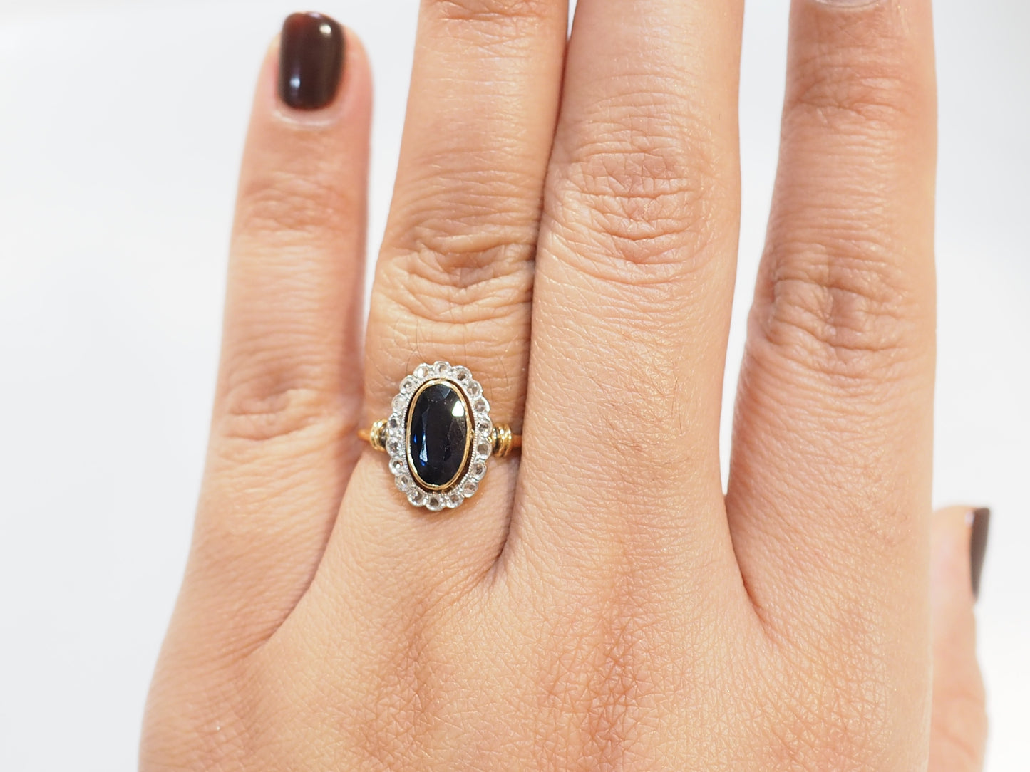 Bague pompadour en or jaune et diamants