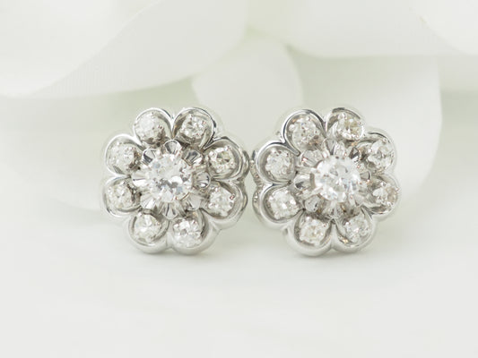 Boucles d'oreilles marguerites en or blanc et diamants