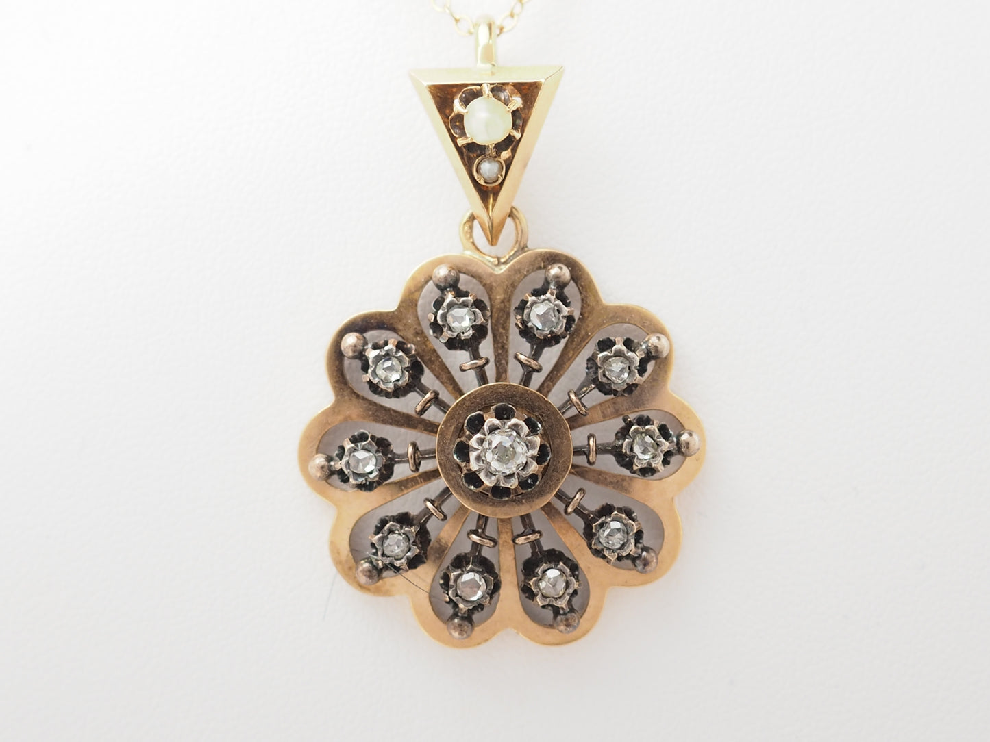 Pendentif Napoléon III en or rose et diamants