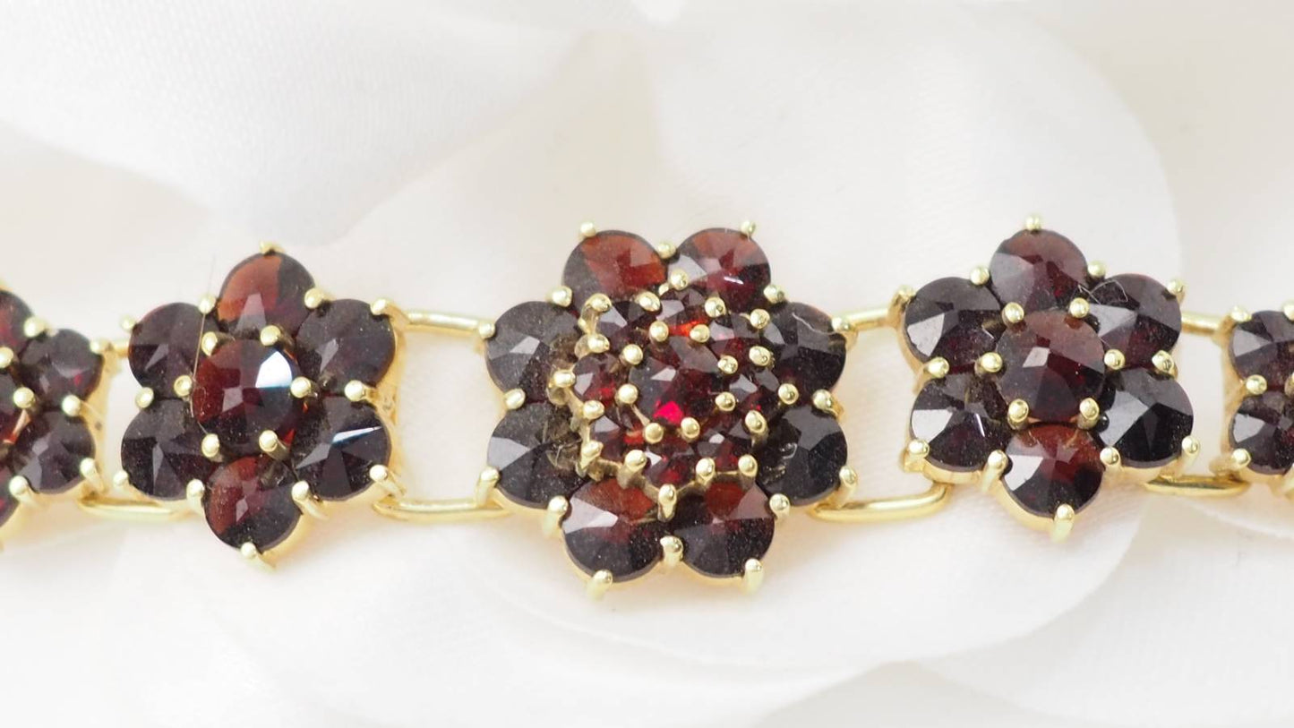 Bracelet vintage en or jaune et grenat