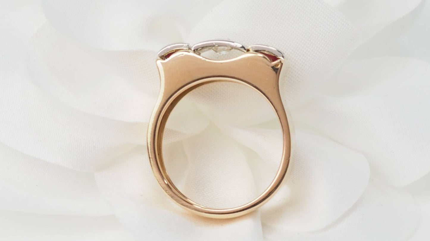 Bague Tank en or rose, rubis et diamants