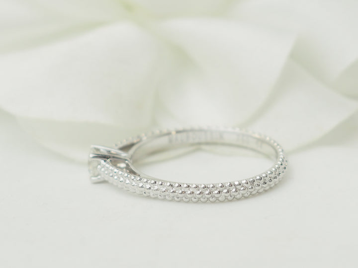 Bague solitaire Mauboussin "Fan du premier jour" en or blanc et diamant