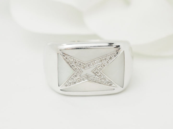Bague Mauboussin "Grande vie" en or blanc, Nacre et diamants