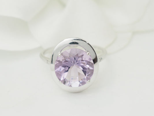 Bague Mauboussin "Vraiment jolie mon amour" en or blanc, Améthyste et diamants