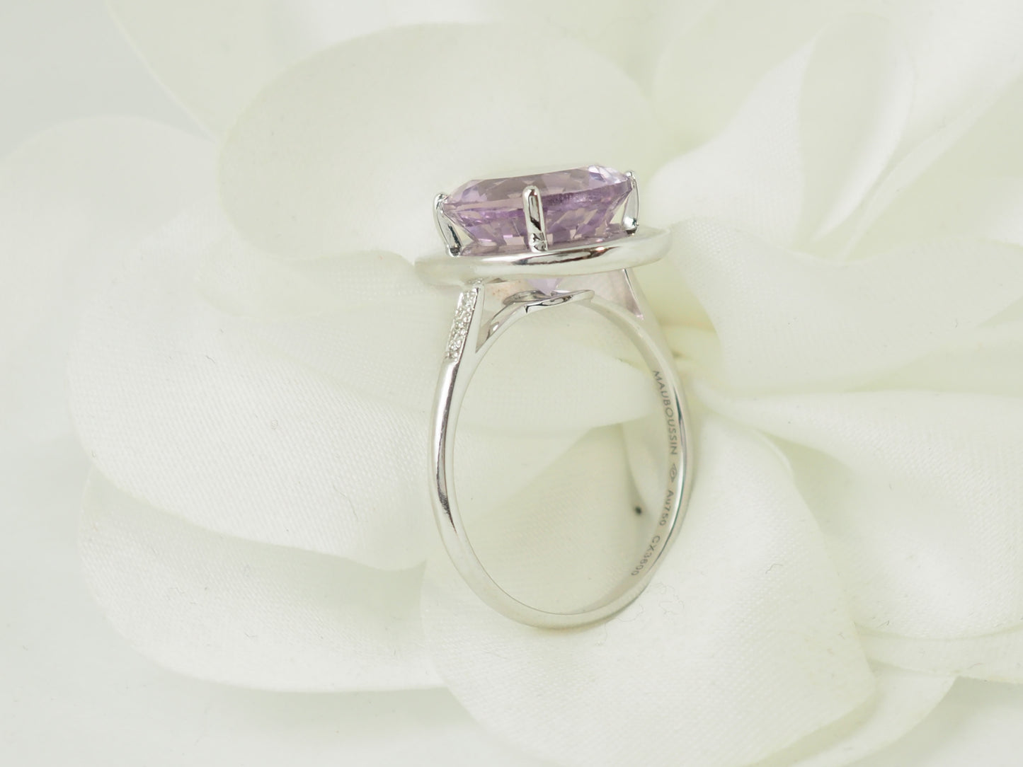 Bague Mauboussin "Vraiment jolie mon amour" en or blanc, Améthyste et diamants