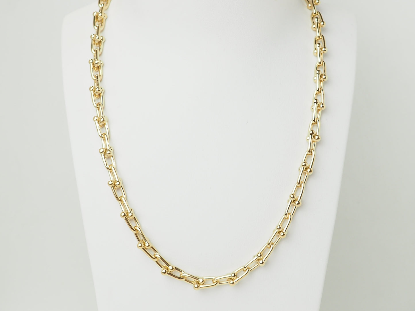 Collier Tiffany & Co en or jaune