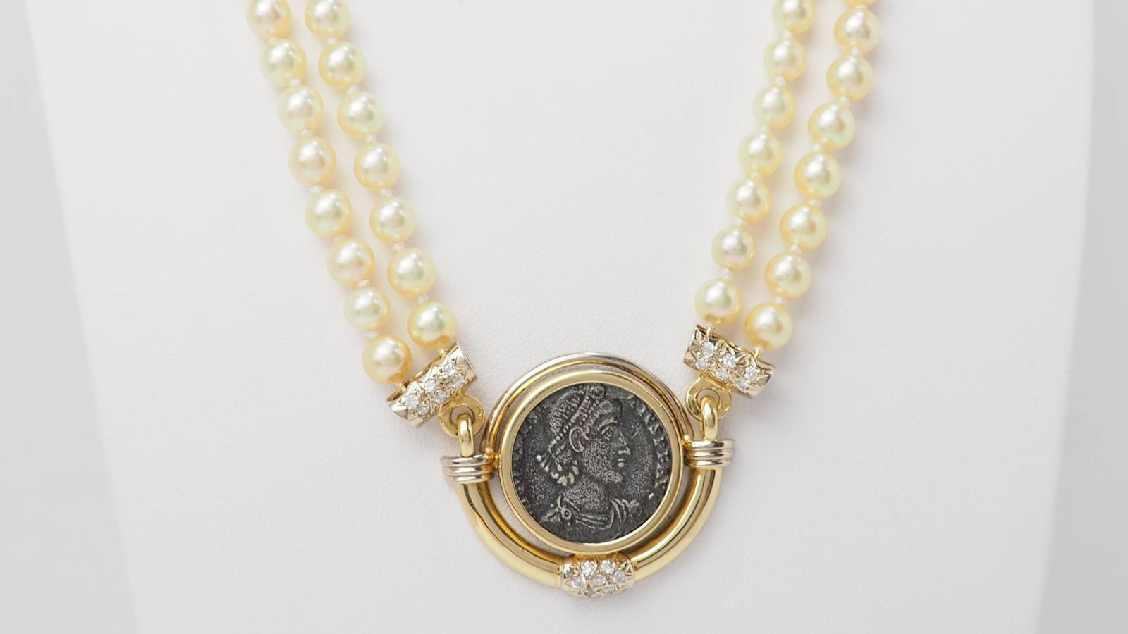 Collier de l'Antiquité 