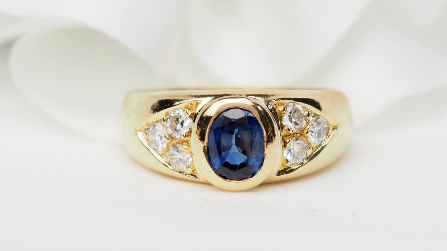Bague Jonc en or jaune, spinelle bleu et diamants