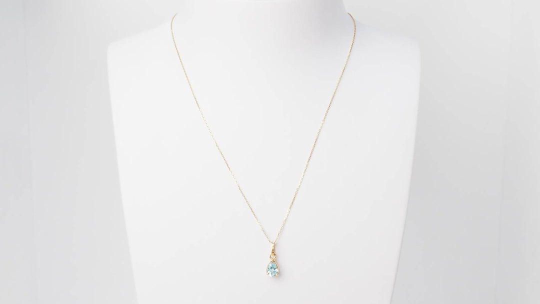 Collier solitaire en or jaune 