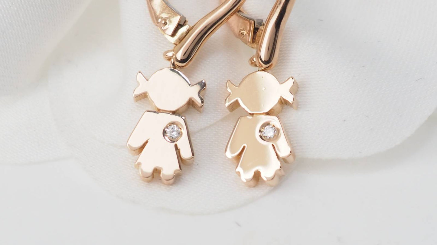 pendants d'oreilles motif petites filles