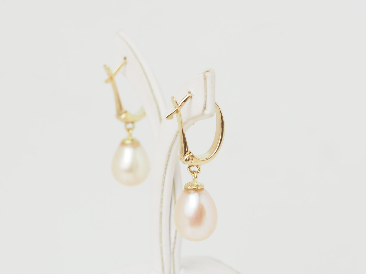 Boucles d’oreilles en Or Jaune et Perles de Culture