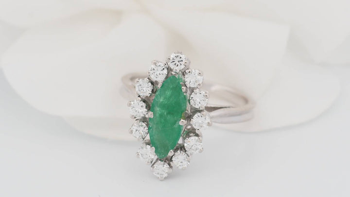 Bague marquise en émeraude d&