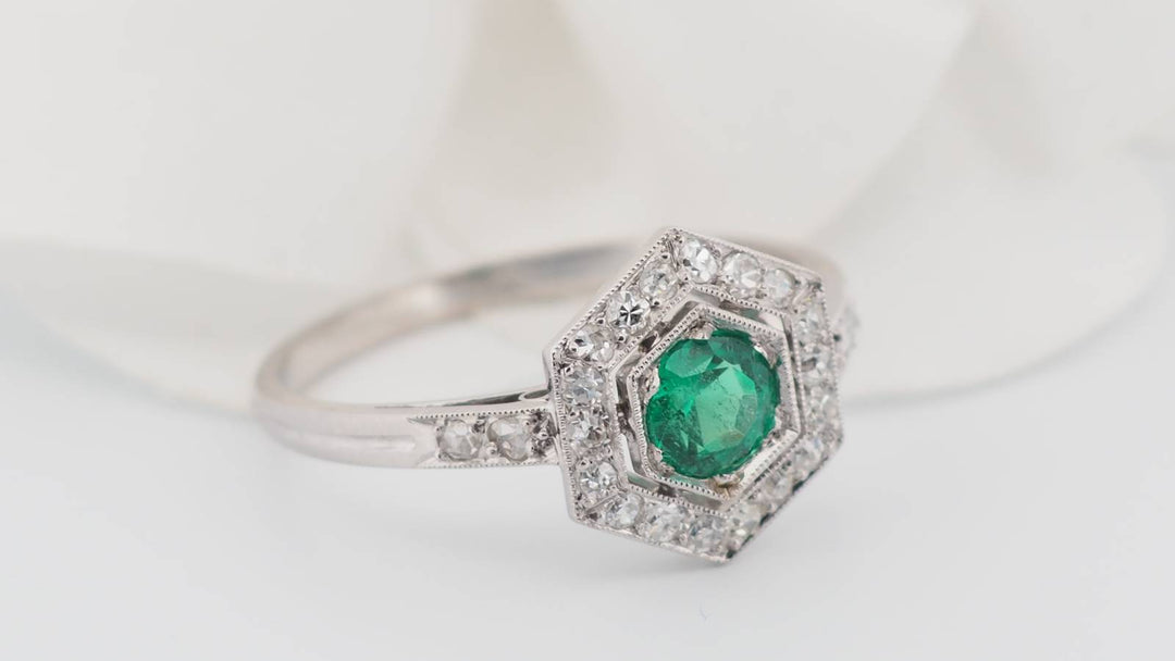 idée cadeaux bague en émeraude 