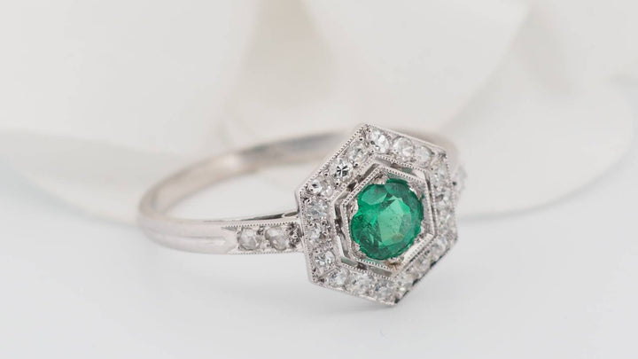 idée cadeaux bague en émeraude 