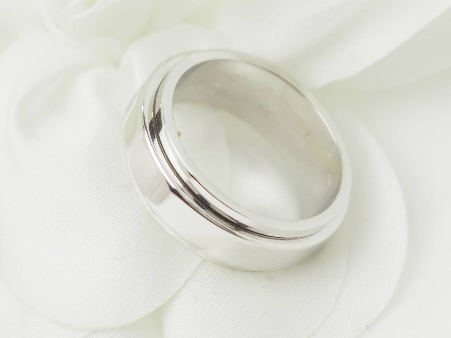 Alliance Piaget Possession en or blanc