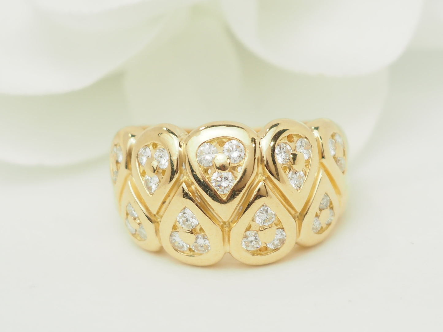 Bague large en or jaune sertie de diamants - Motifs gouttes