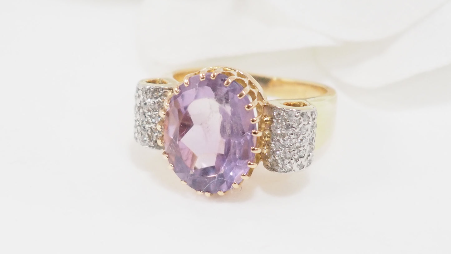 Bague noeud en or jaune, améthyste et diamants