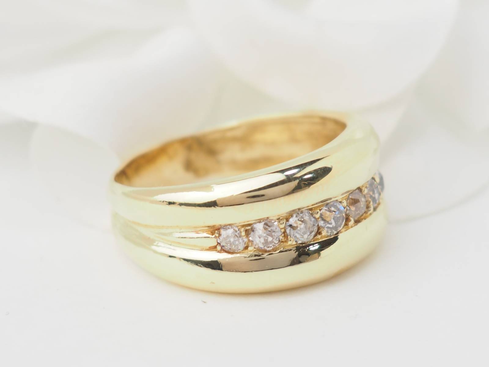 Acheter bague jonc en or jaune et diamants en vente près d'Aubagne