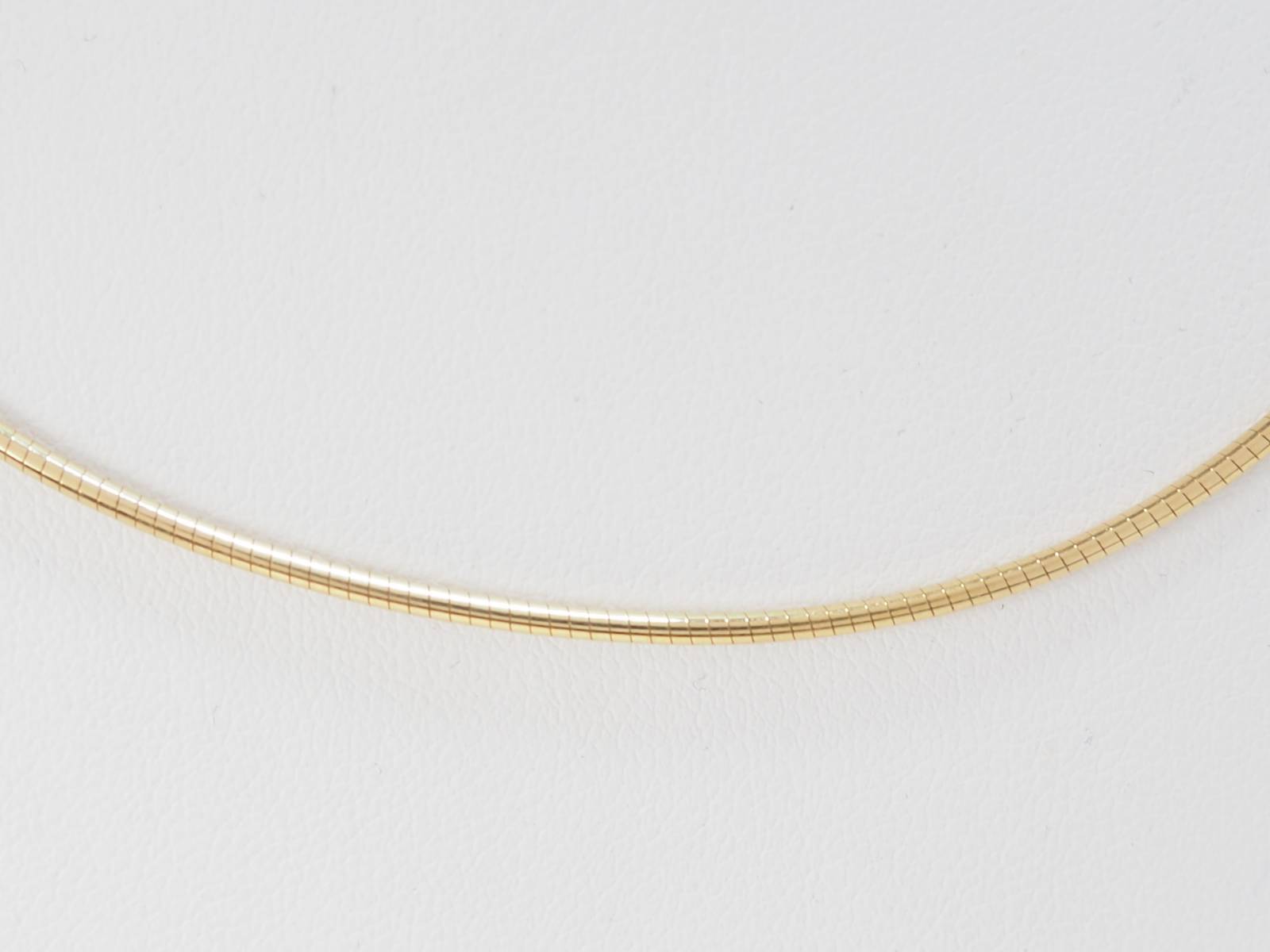 Collier Oméga d'occasion pas cher en vente à Marseille