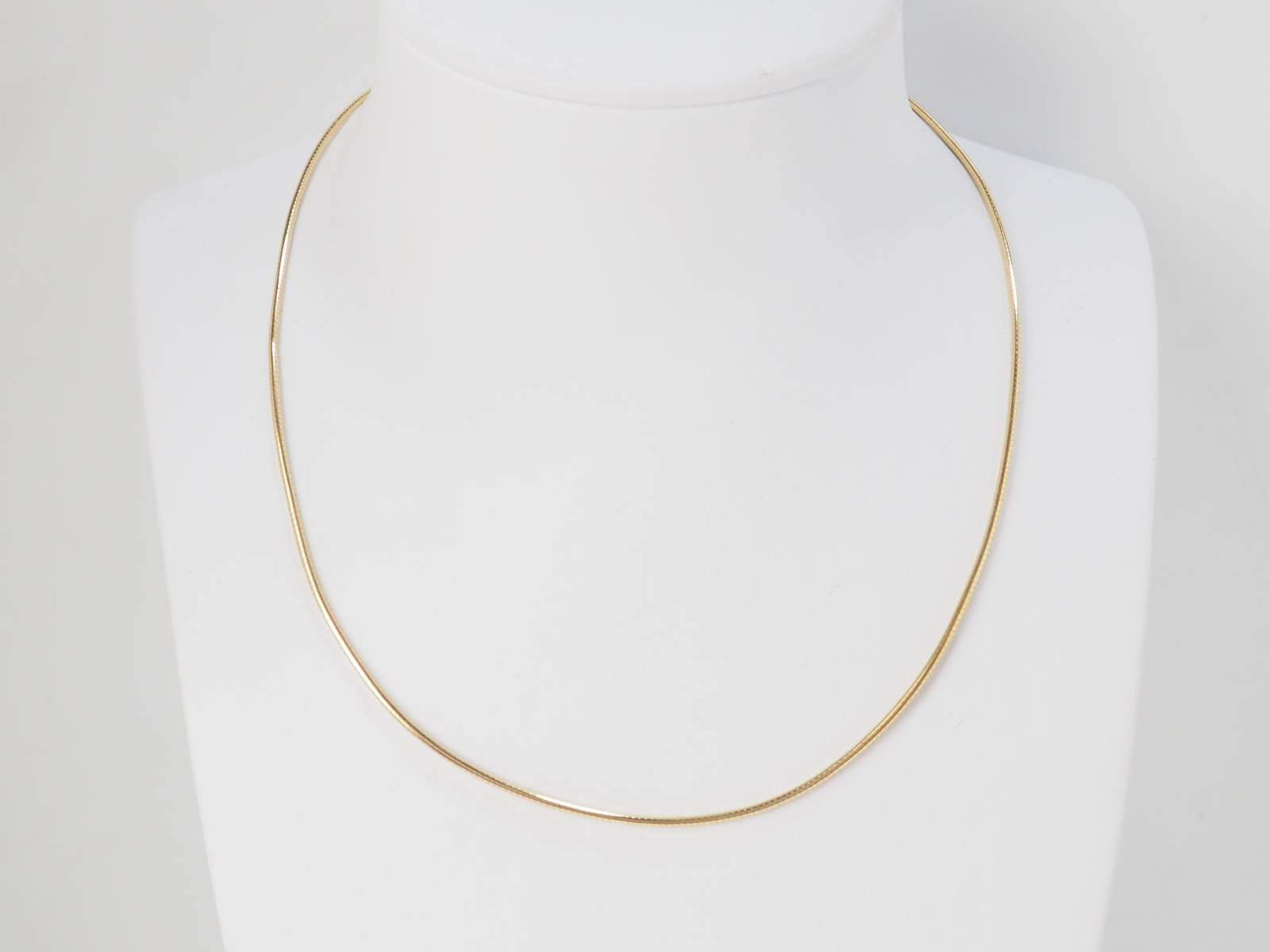 Collier souple en or jaune en vente près d'Aix en Provence