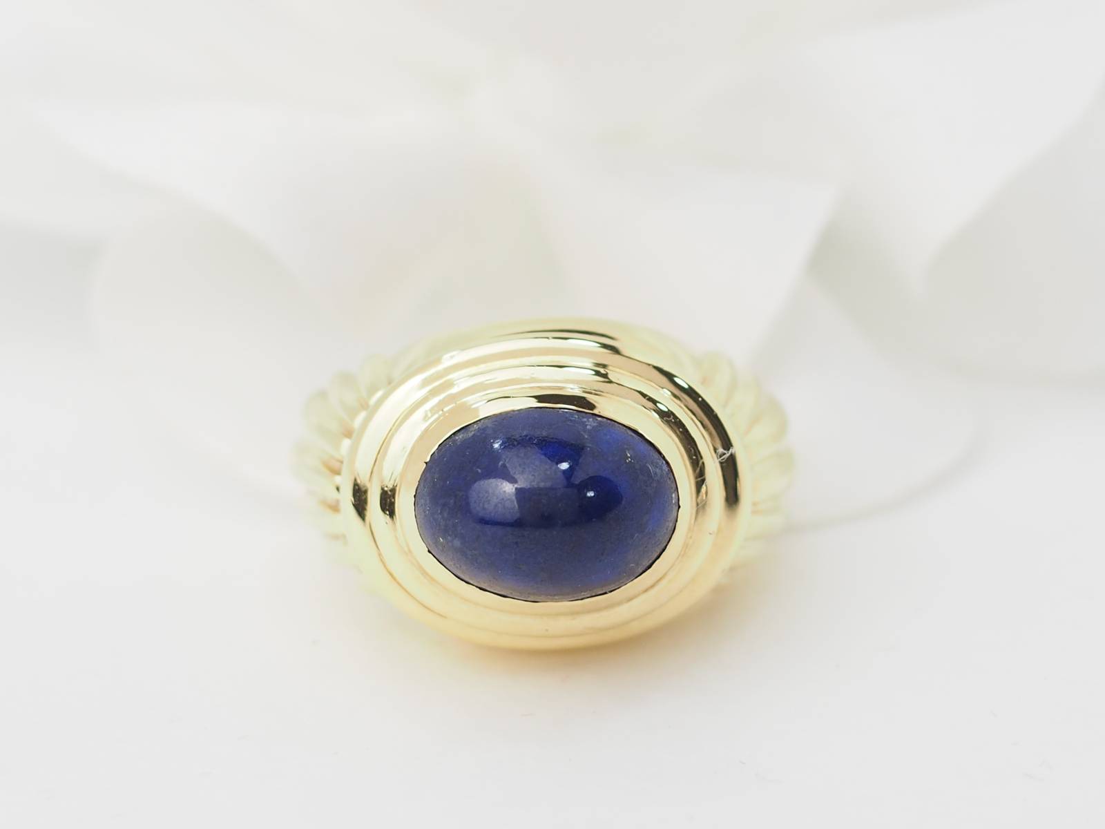 bague en or jaune et cabochon Lapis lazuli en vente près d'Aix en provence