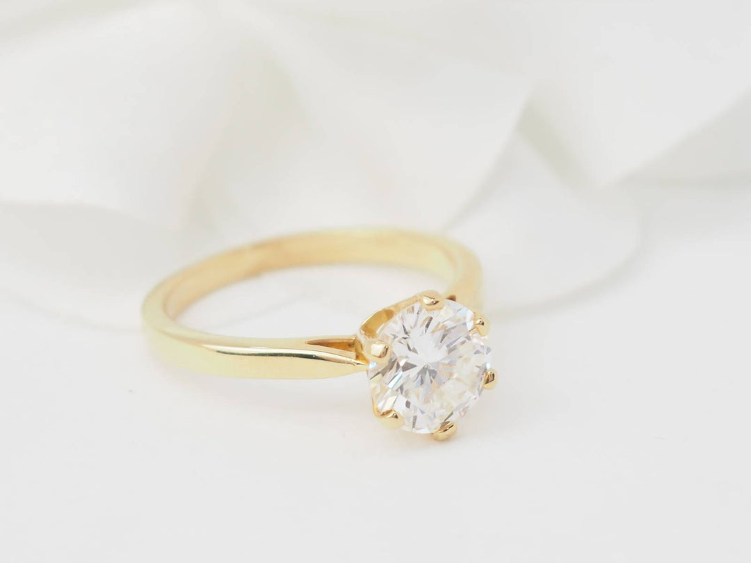 Bague solitaire en or jaune et diamant 1.59ct