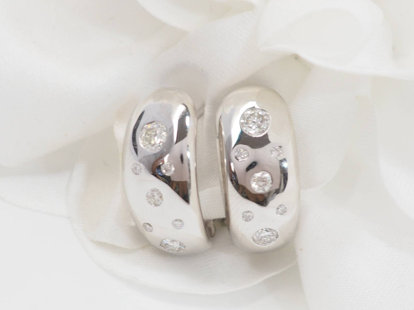 Boucles d'Oreilles En Or Blanc Et Diamants
