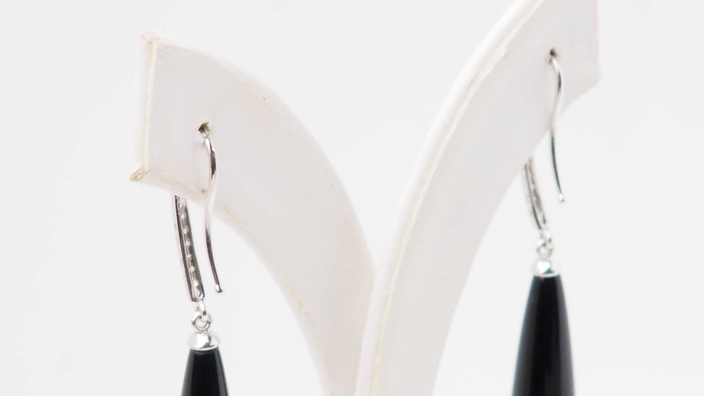 Boucles d'oreille en or blanc, diamants et onyx