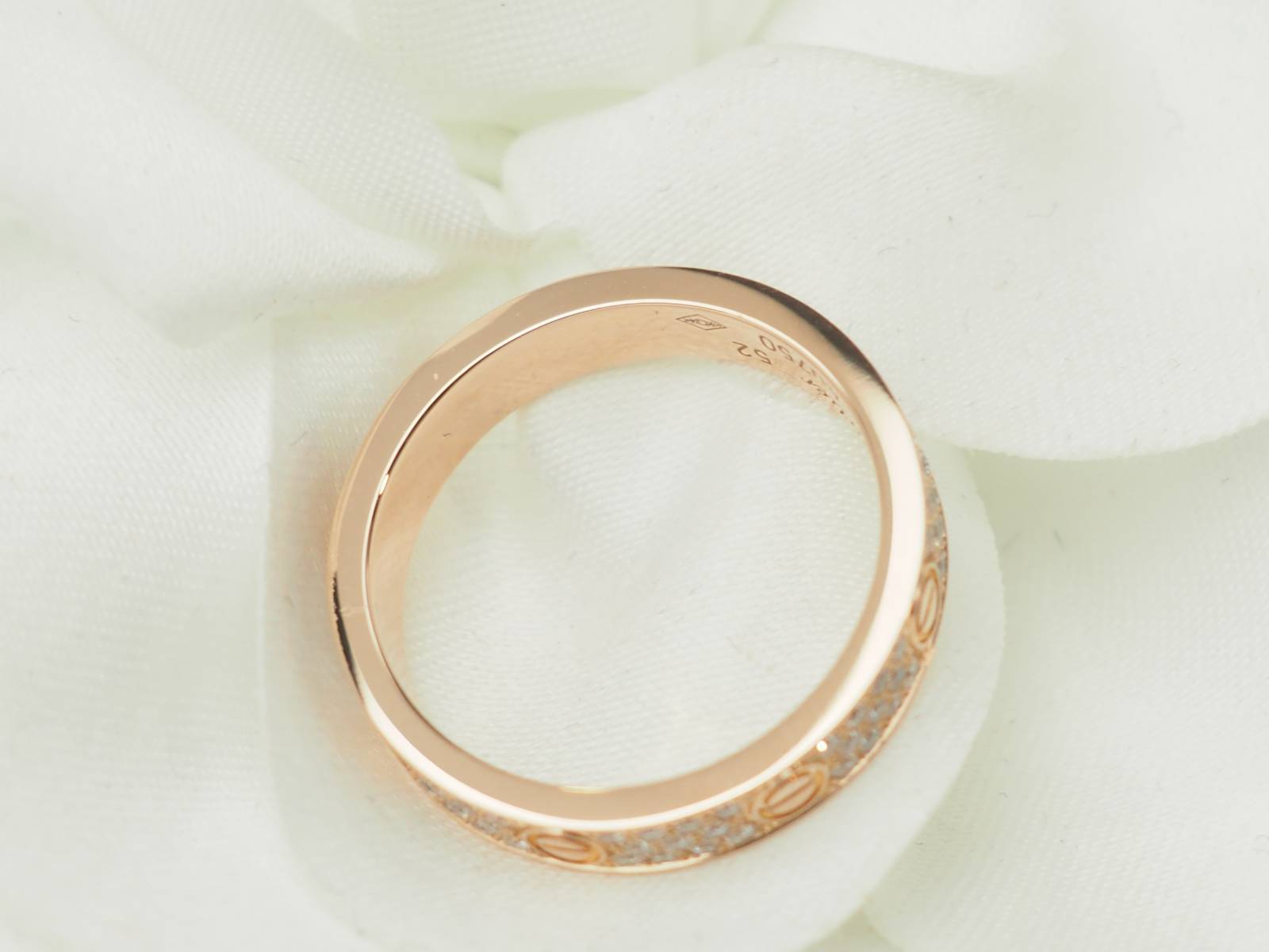 bague cartier pavée diamants