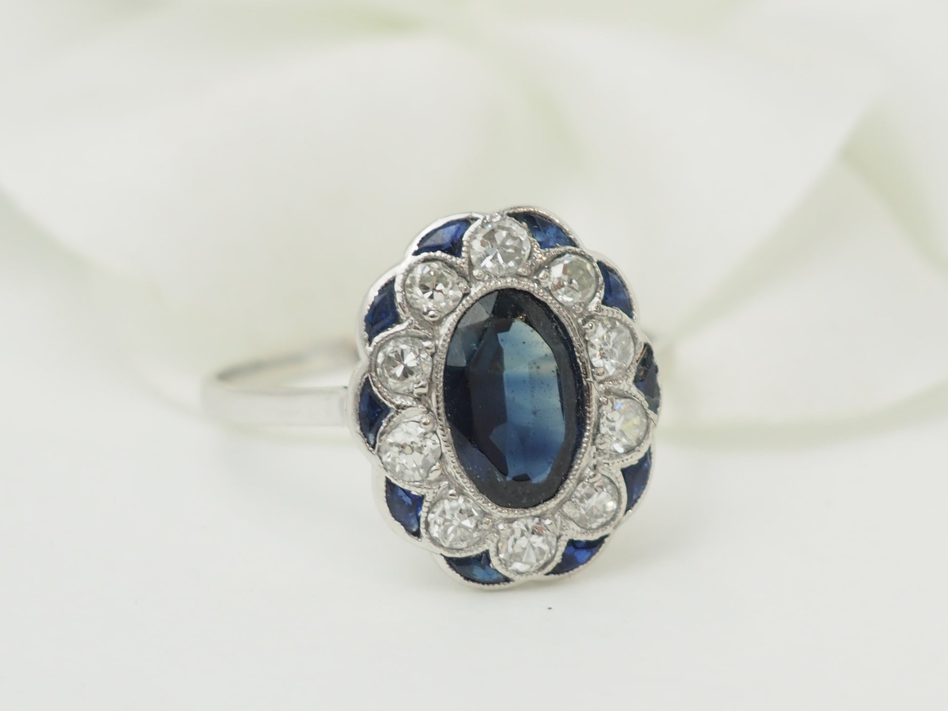 Bague Ancienne Pompadour Saphir Diamants Or Blanc Art Déco – Bijou Vintage Marseille France