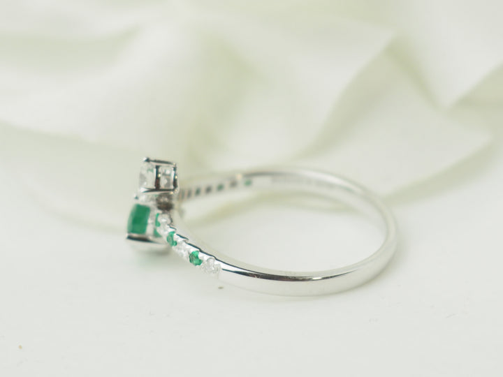 emerald diamond ring white gold