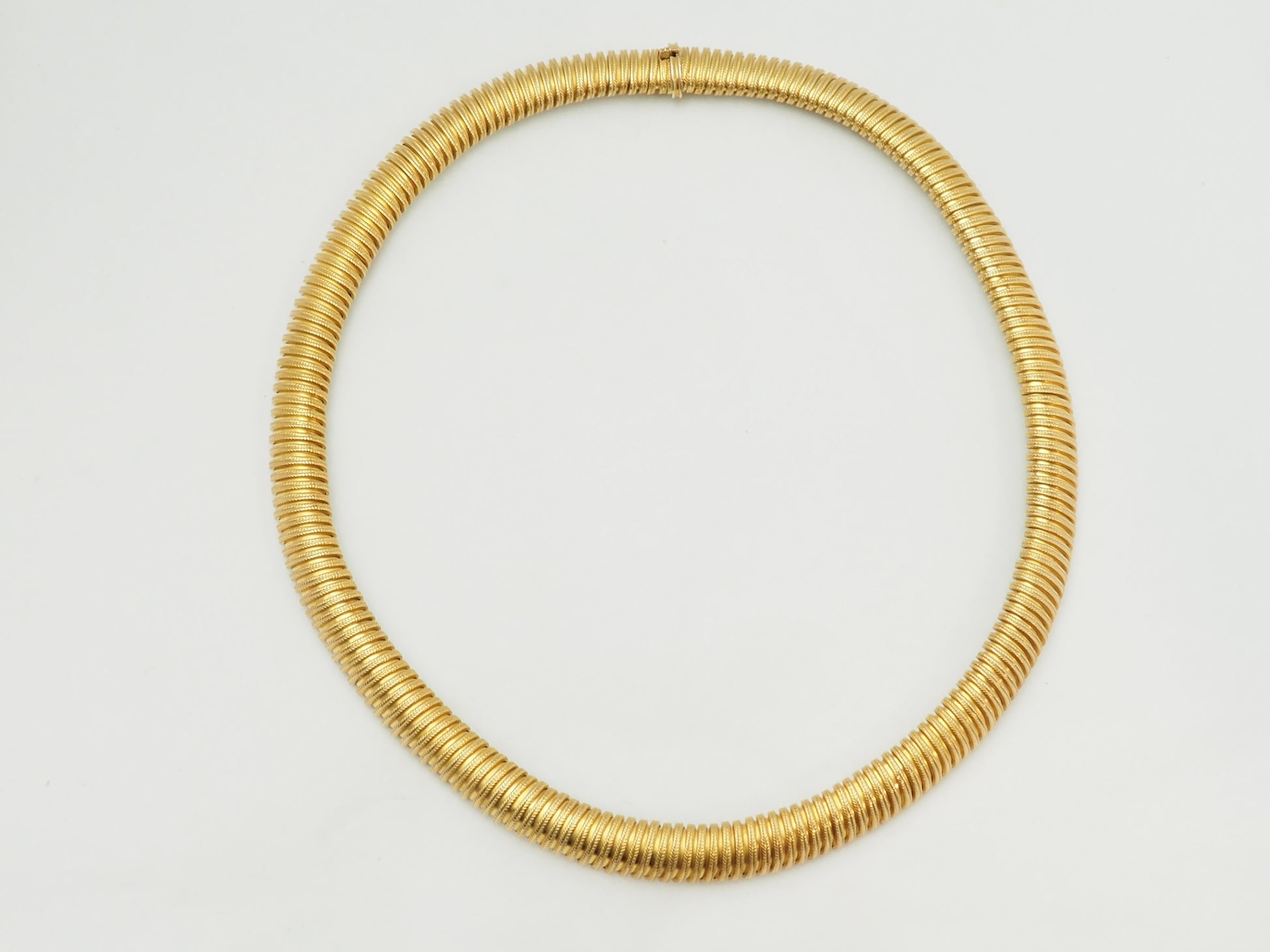 Gold tubogas necklace