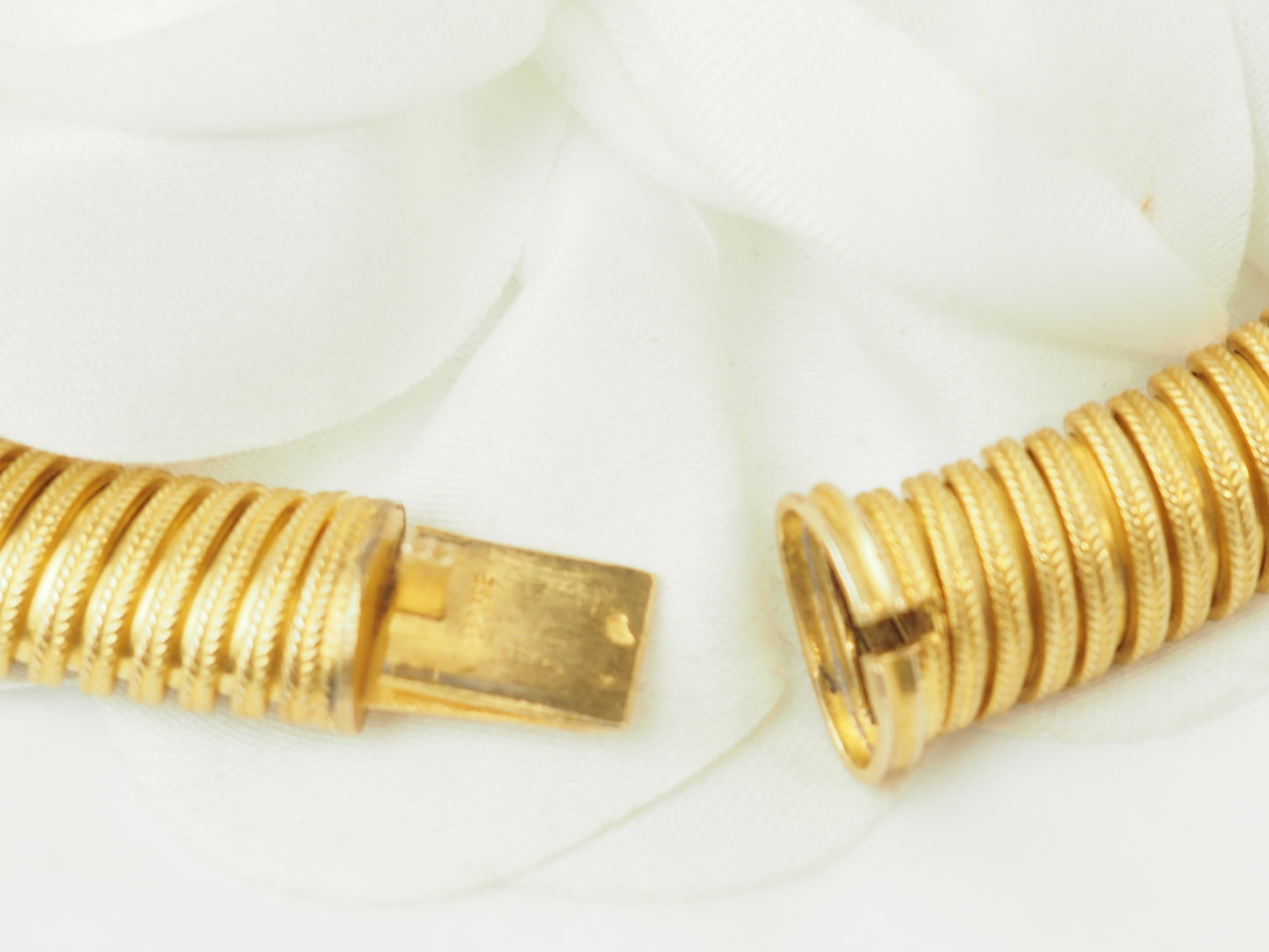 Collier Tubogas Or Jaune 18k Vintage – Collier Luxe Souple