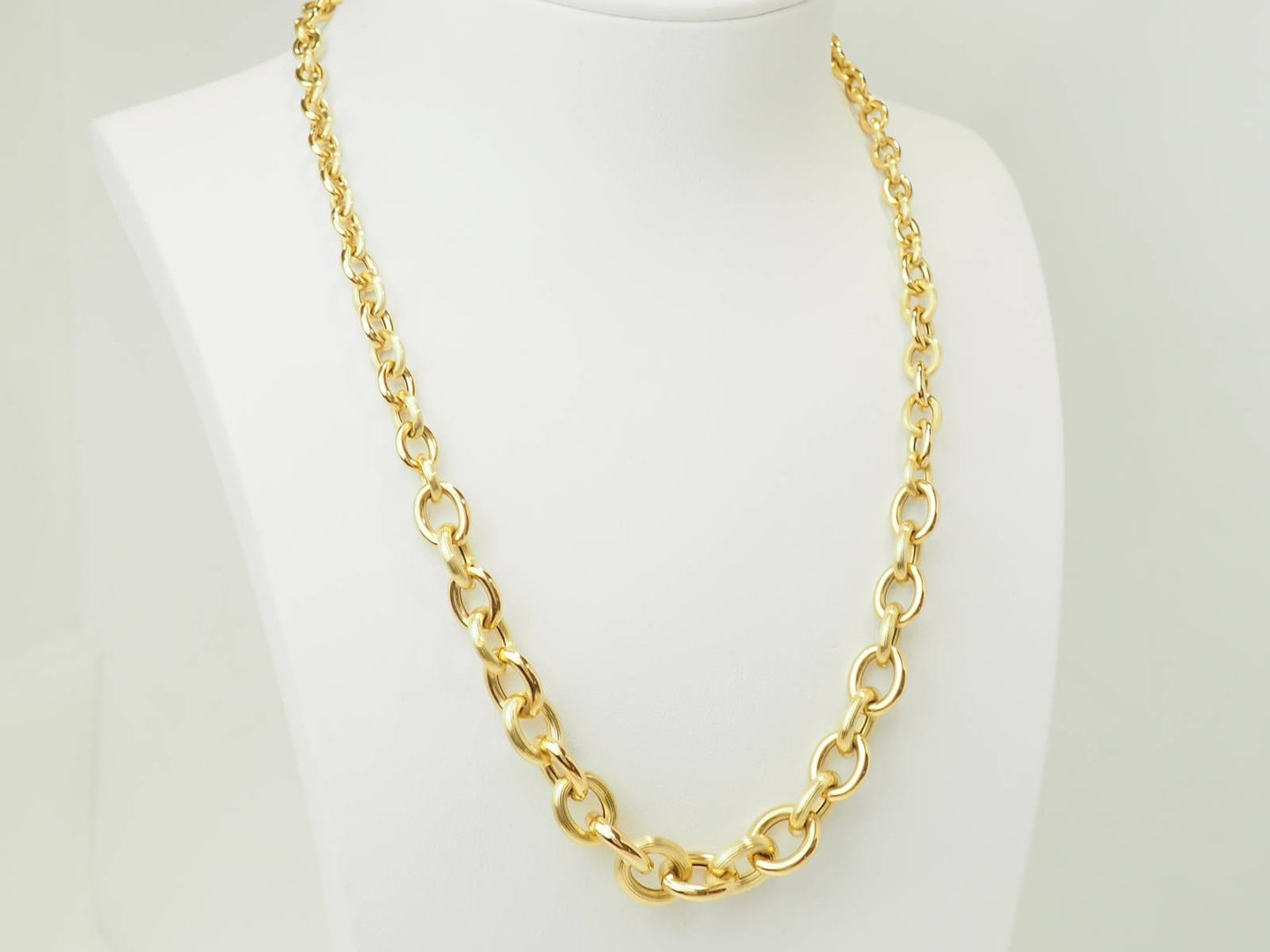 Chaîne maille ronde en chute – Or jaune
