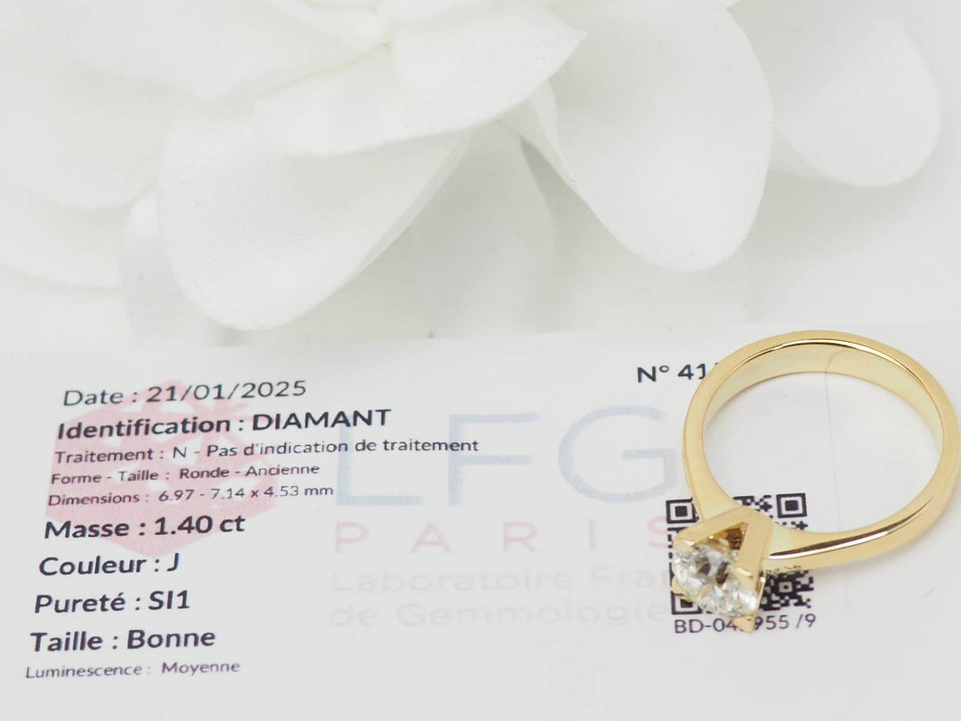 Bague solitaire en or jaune et diamant 1.40ct