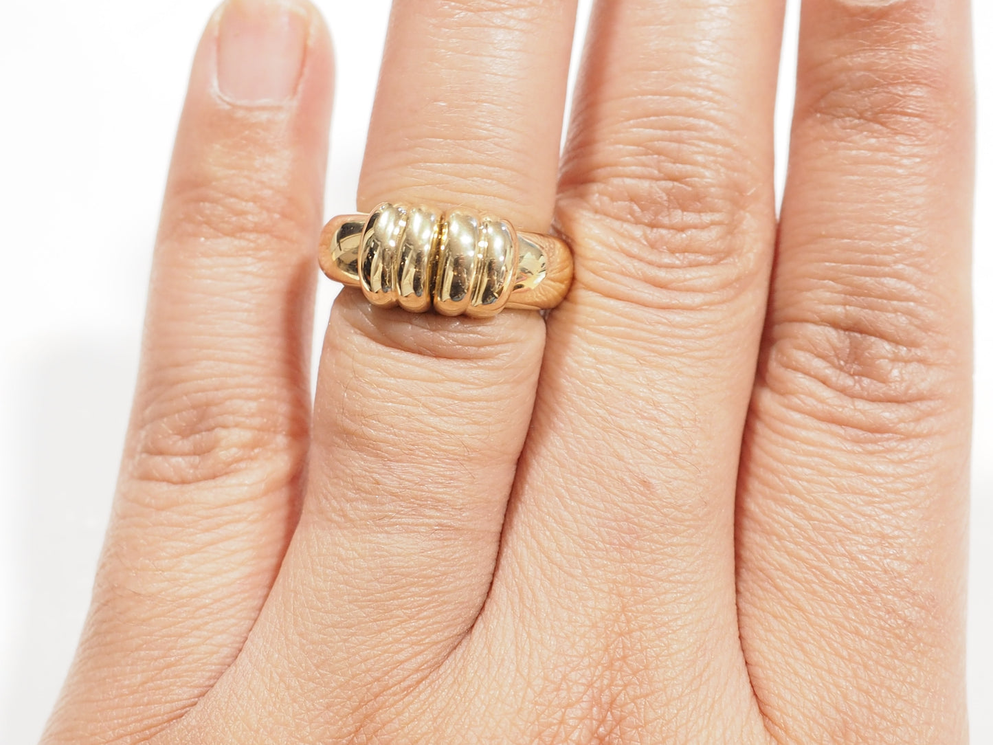 Bague Vintage Or Jaune 18 Carats et Diamants – Dessus Coulissant