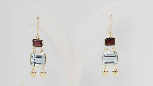 pendants d'oreilles en or jaune et aigue marine